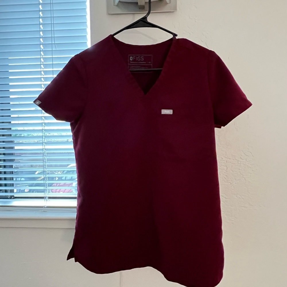 FIGS CATARINA BURGUNDY